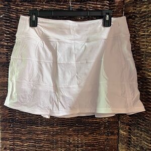 LULULEMON Pace Rival Mid-Rise MD Skirt  White
8 tall